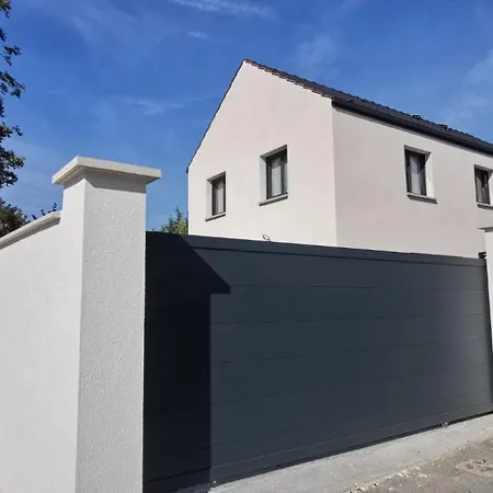 Holiday home Sweet Maison Entiere